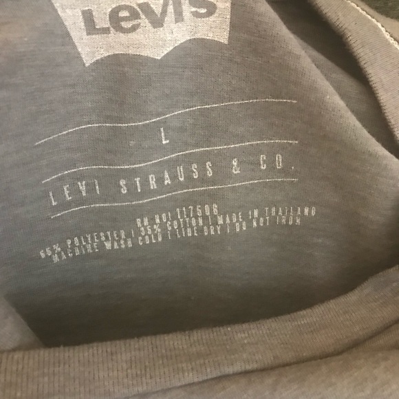 Short sleeve gray Levi shirt - Picture 2 of 2